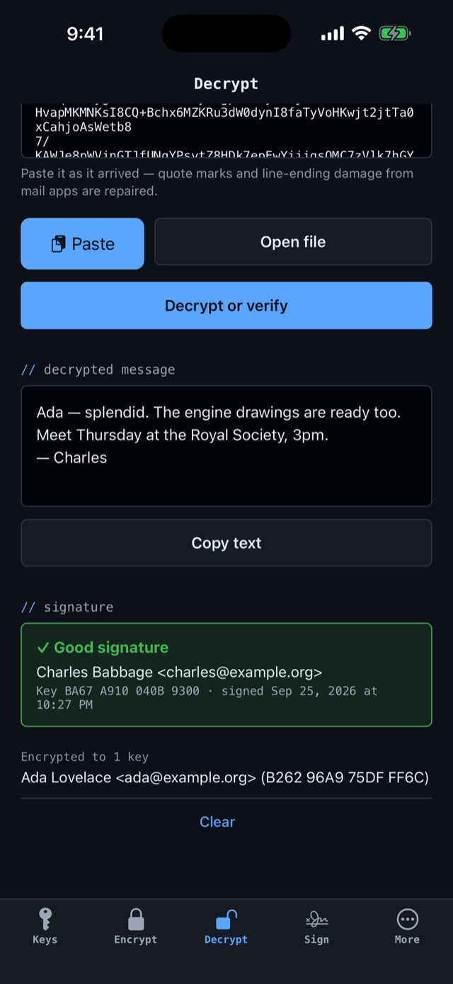 A decrypted message with a green Good signature panel naming the signer.